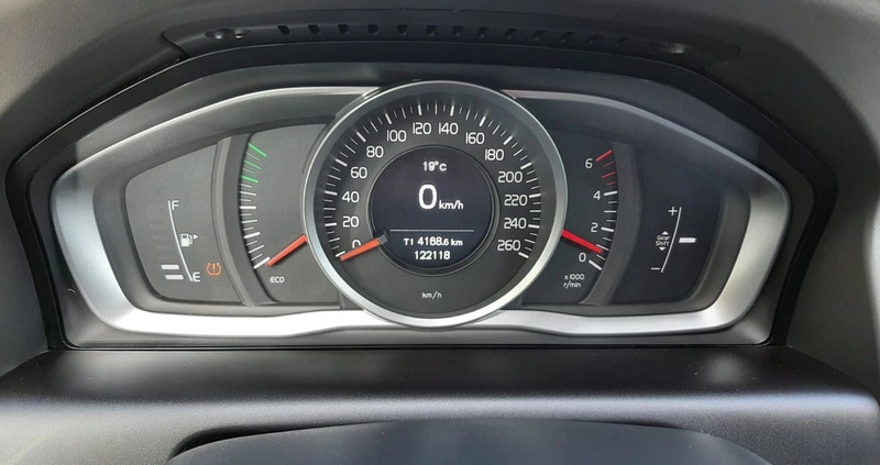 Volvo XC 60 cena 78900 przebieg: 122118, rok produkcji 2017 z Olsztyn małe 562